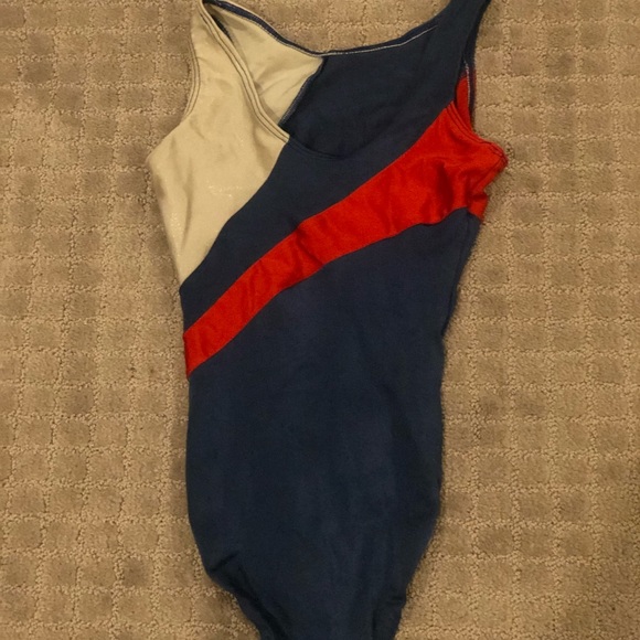 Leotard - Picture 2 of 3